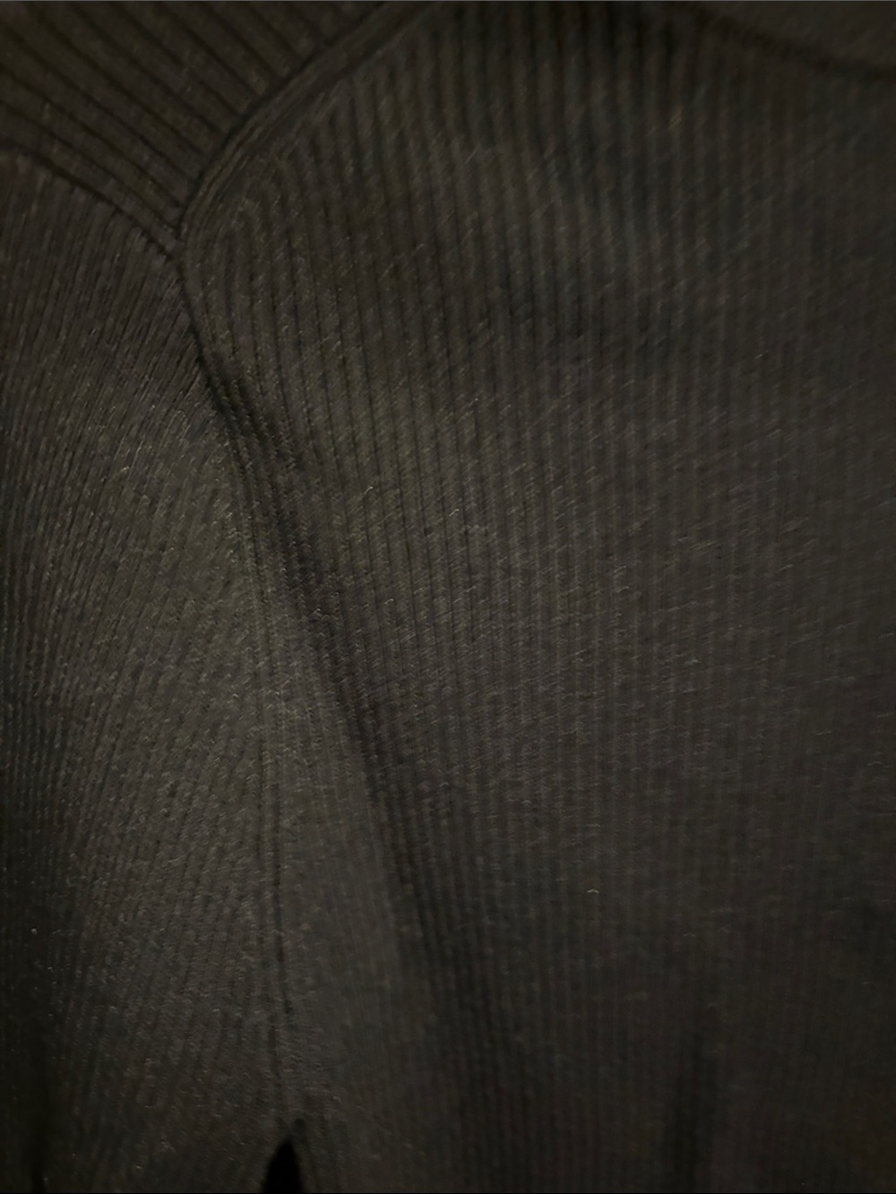 Aqua Black V-Neck Cropped Button-Front Cardigan - Picture 11 of 11